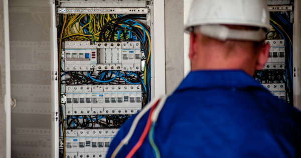 How Level 2 Electricians at Electric Express Solutions Ensure 24/7 Assistance
