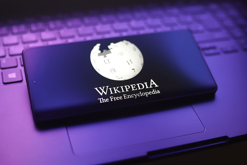 Major Online Encyclopedia Bans Automated Editing Systems