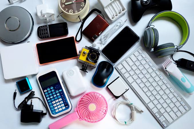 Why Independent Tech Reviews Matter When Buying New Devices