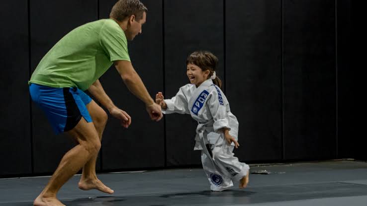 What Should Parents Look for When Choosing a Martial Arts School for Their Child?